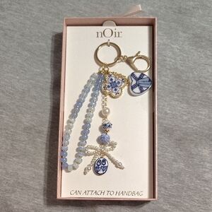 nOir Jewelry Blue and Gold Charm Key Holder